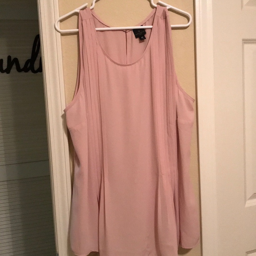Slimming chiffon tank